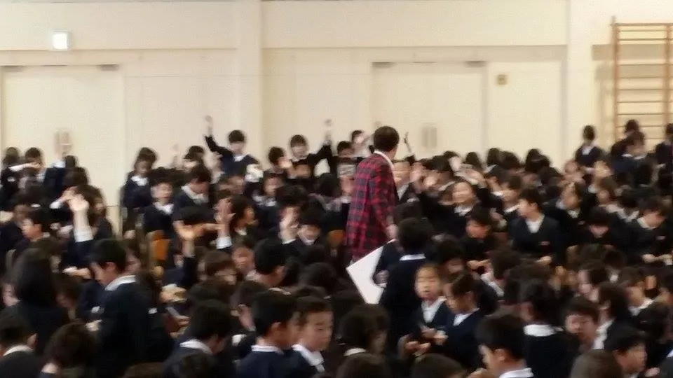 出張マジックご依頼承ります!マジックショーのイメージ写真集 70 10805411 1497446623840822 1907083770 n - 出張マジックショー