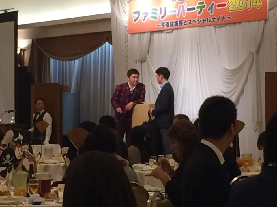 出張マジックご依頼承ります!マジックショーのイメージ写真集 20 1384301 306964032828222 1451524053080766361 n1 - 出張マジックショー