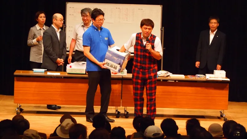 出張マジックご依頼承ります!マジックショーのイメージ写真集 215 11800671 1590358544549629 8 - 出張マジックショー