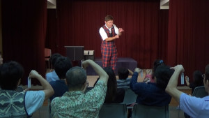 Still0913 00012 - 出張マジックショー