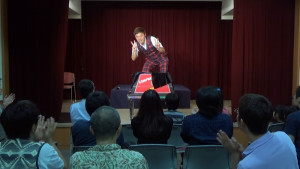 Still0913 00017 - 出張マジックショー