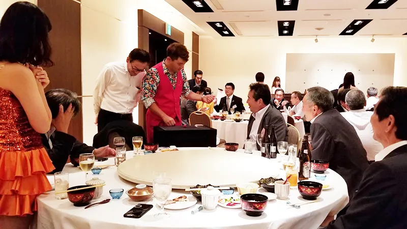 出張マジックご依頼承ります!マジックショーのイメージ写真集 55 20180913 193133 - 出張マジックショー