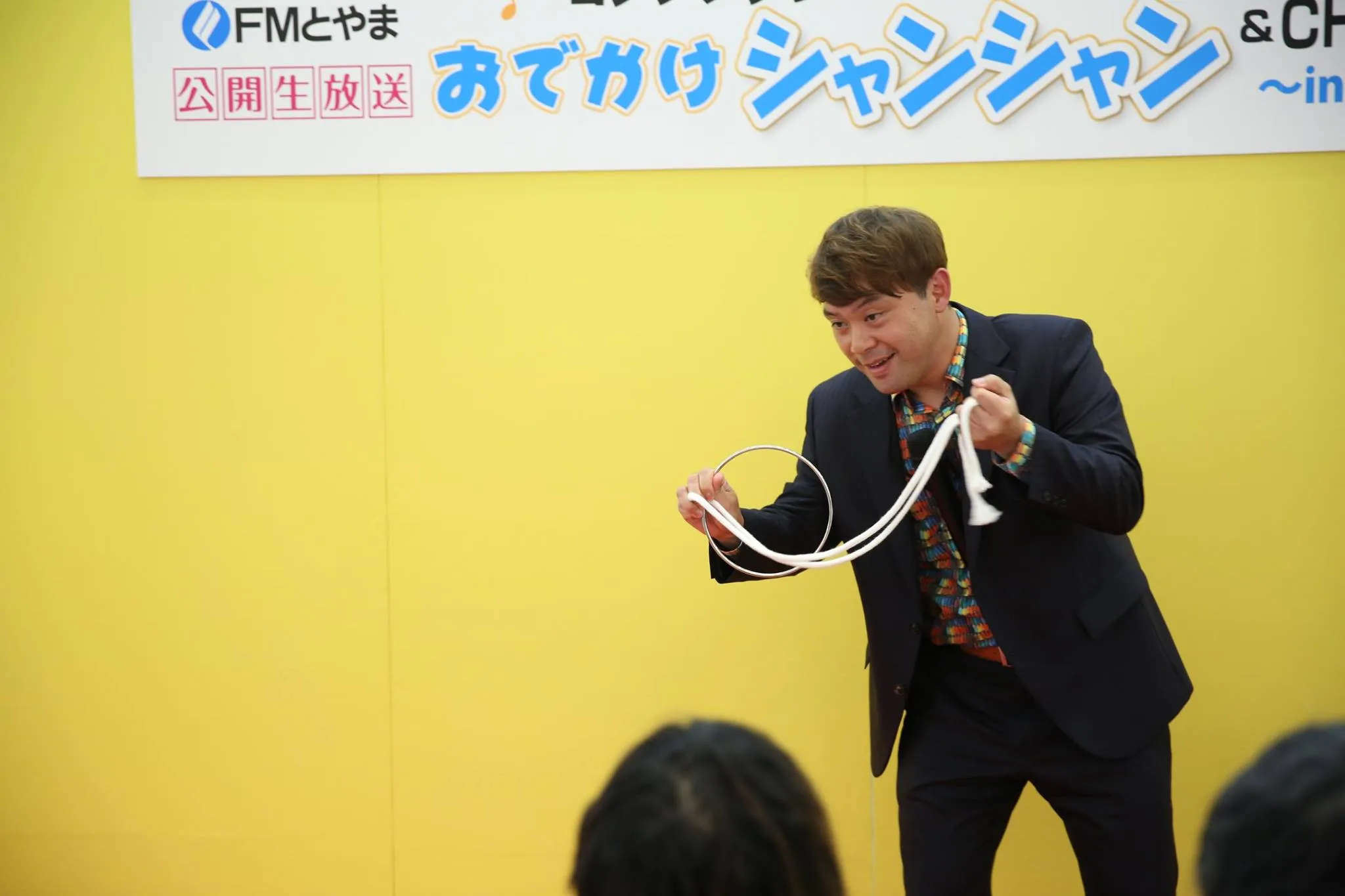出張マジックご依頼承ります!マジックショーのイメージ写真集 115 42141403 710752709287031 2968371341306101760 o - 出張マジックショー