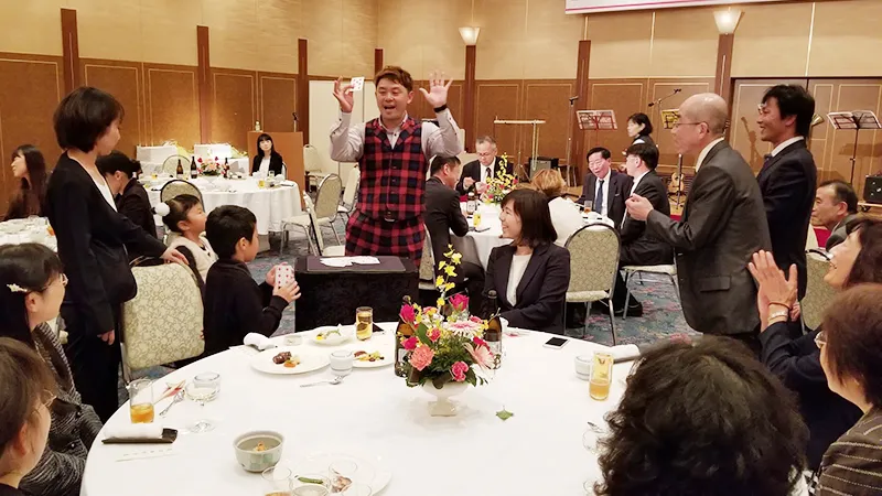出張マジックご依頼承ります!マジックショーのイメージ写真集 35 20181020 192920 - 出張マジックショー