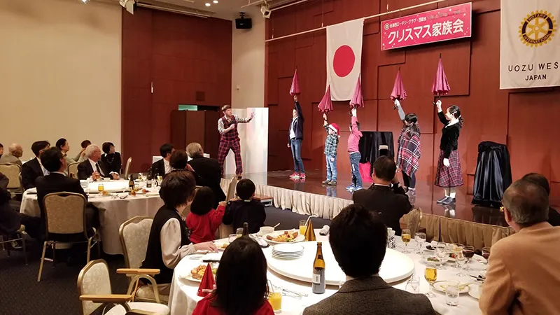 出張マジックご依頼承ります!マジックショーのイメージ写真集 2 20181218 193834 - 出張マジックショー