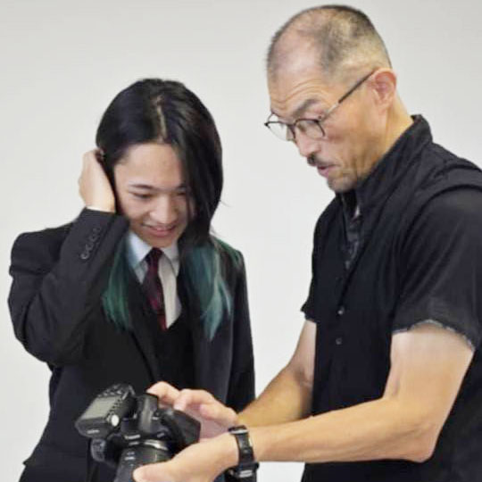 マジシャン　よぉすけ　と　カメラマン　小笠原一吉