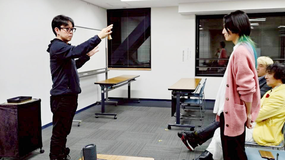 マジック研究会　マジシャン　マーサ